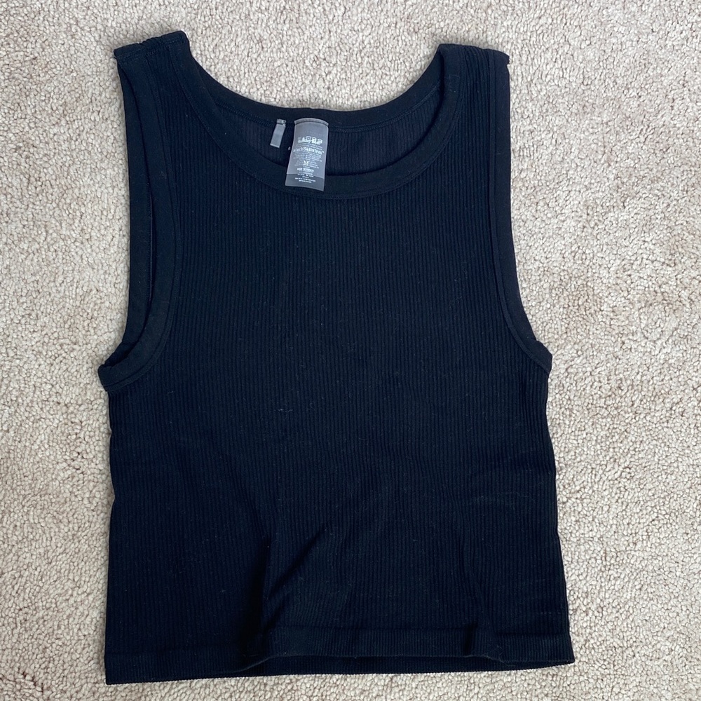 Sunday Best SinchSeamless Black Ribbed Tank